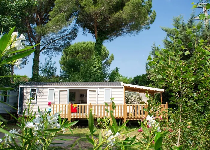 Camping Les Pecheurs Campingplatz 4*