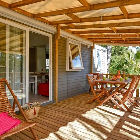 Campsite Camping Les Pecheurs 4*